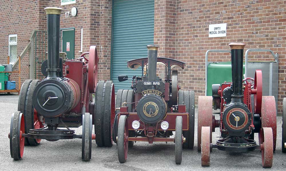 Traction engine line up