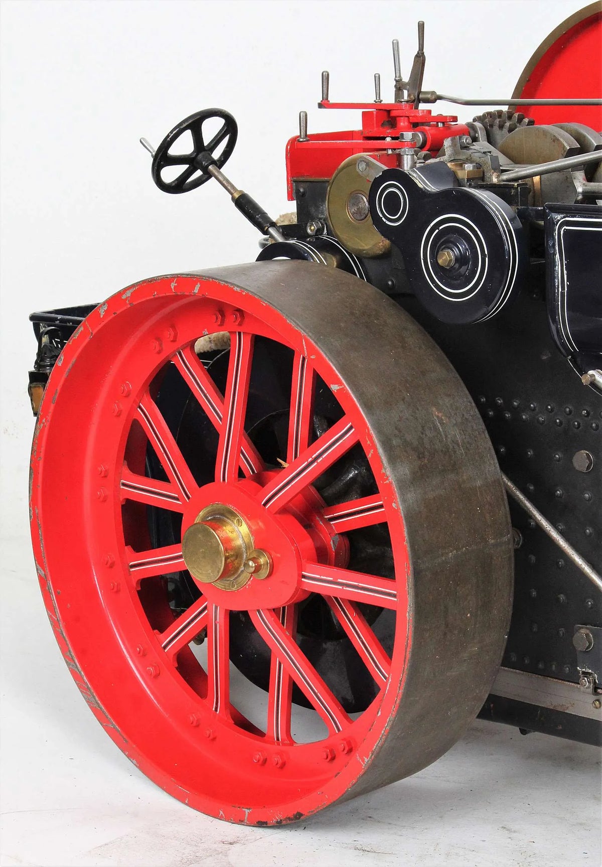 2 inch scale Aveling & Porter steam roller