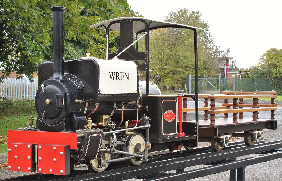7 1/4 inch gauge "Wren" 0-4-0ST with slate wagon