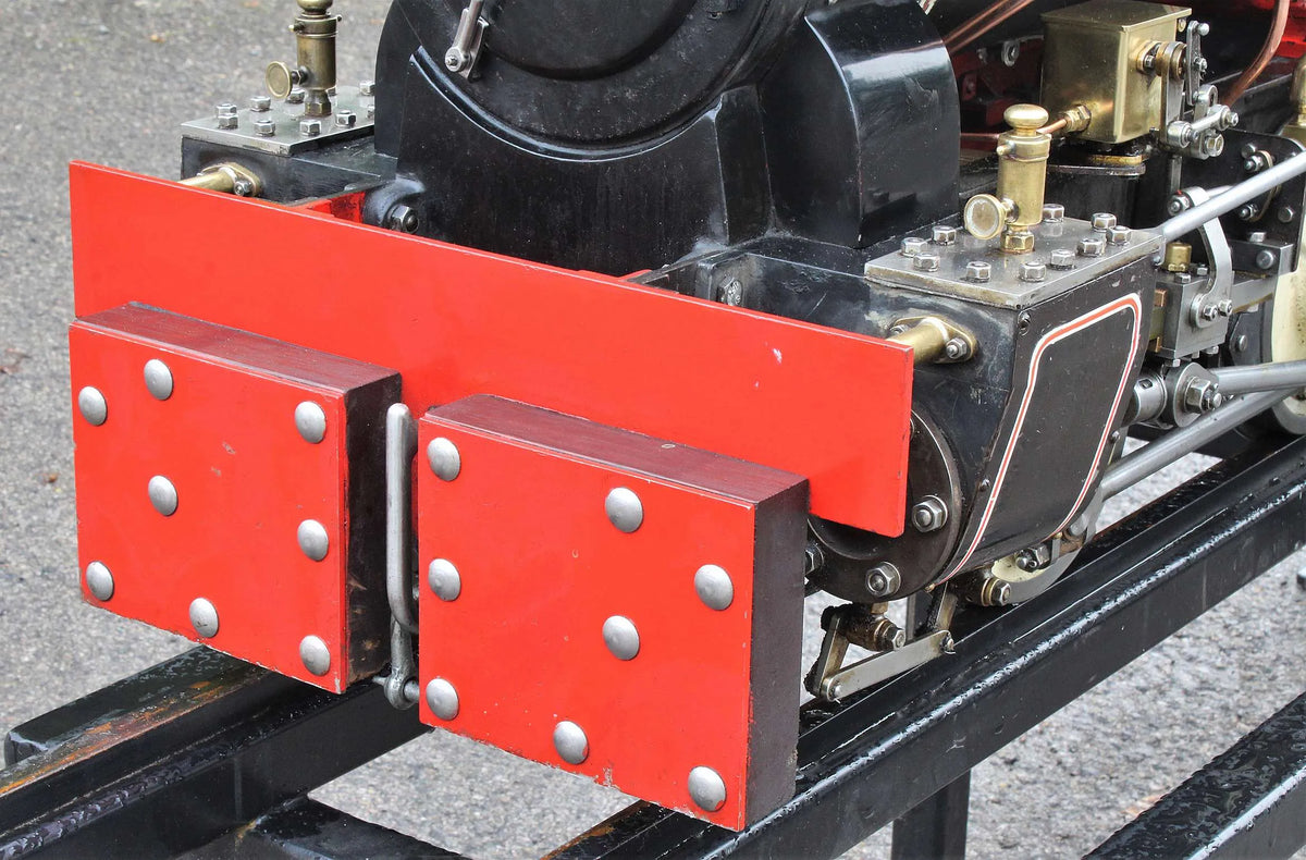 7 1/4 inch gauge "Wren" 0-4-0ST with slate wagon