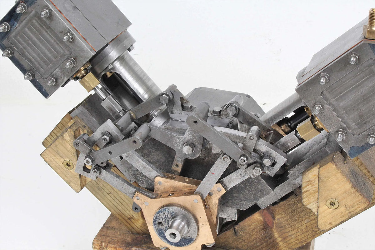 7 1/4 inch gauge Heisler 0-4-0 + 0-4-0