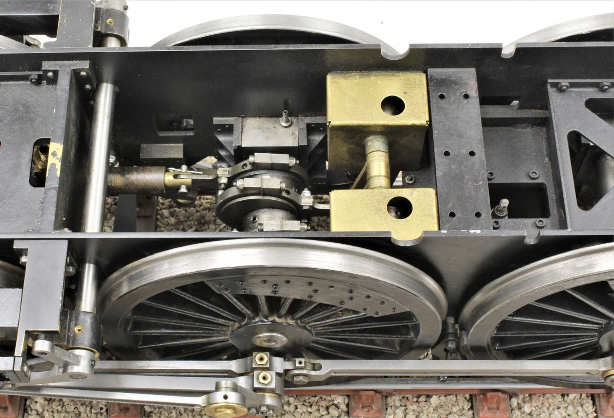 5 inch gauge LMS "Duchess" chassis with tender