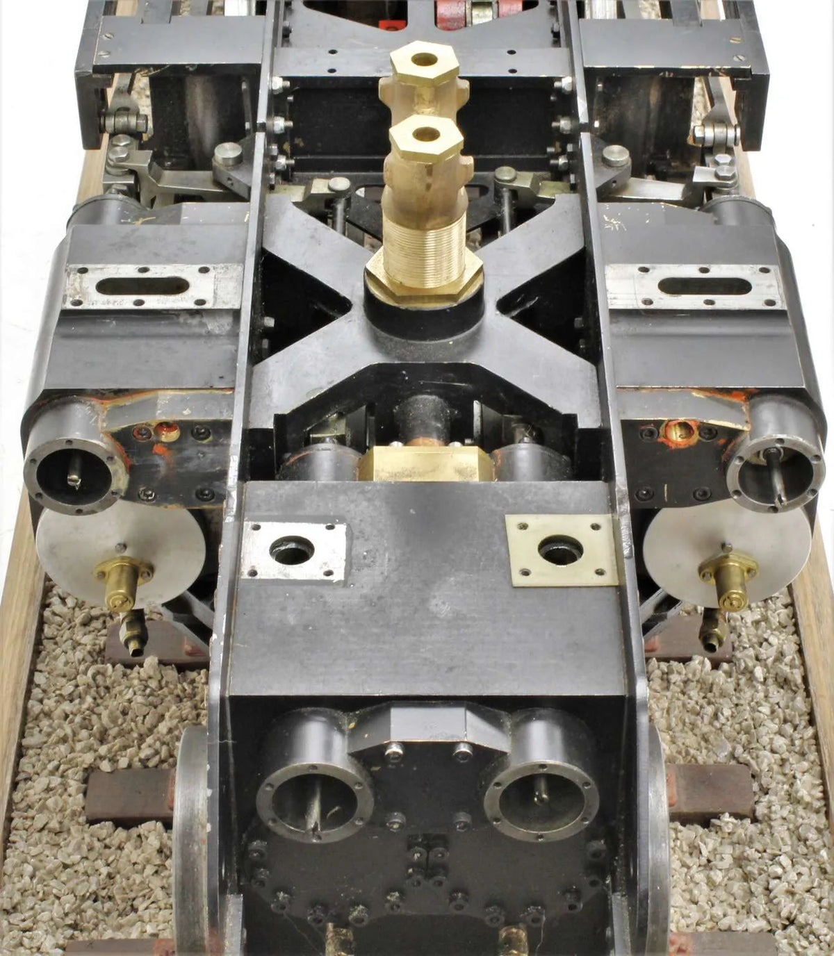 5 inch gauge LMS "Duchess" chassis with tender