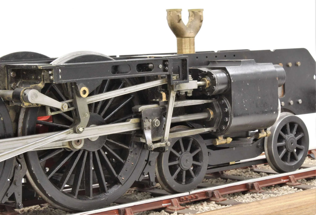 5 inch gauge LMS "Duchess" chassis with tender