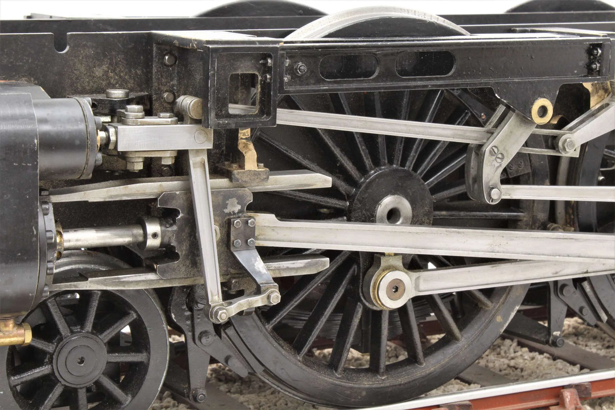 5 inch gauge LMS "Duchess" chassis with tender