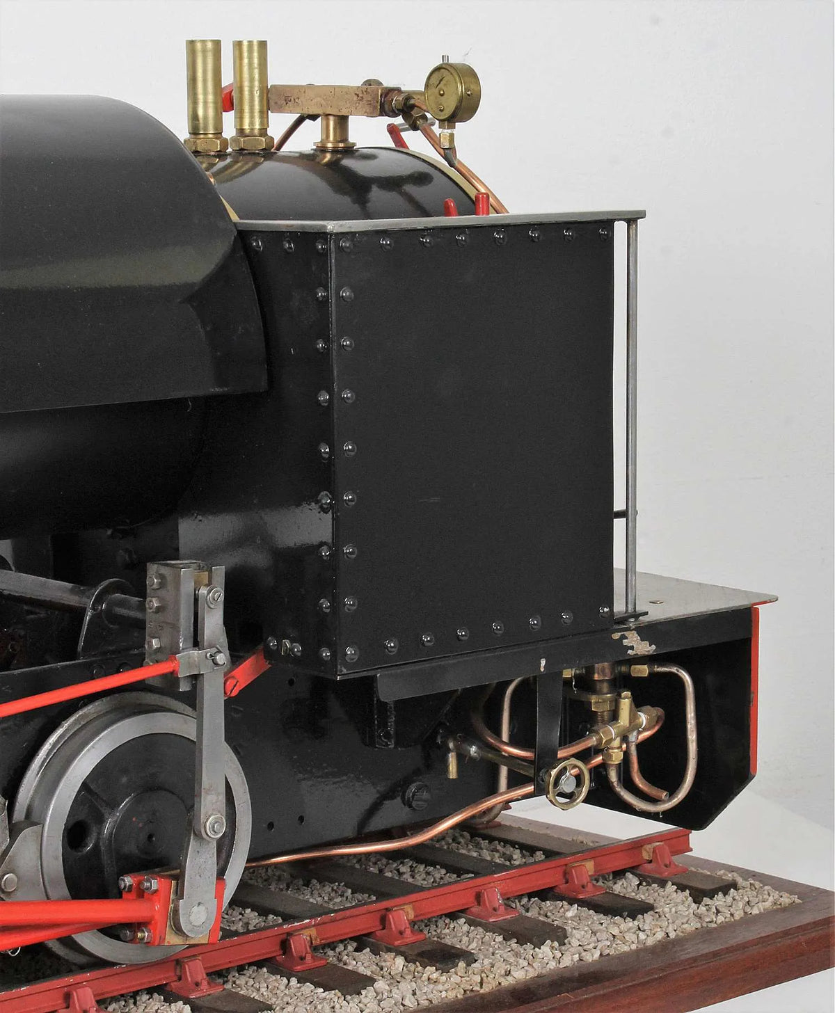 5 inch gauge "Sweet Pea" 0-4-0ST with driving truck