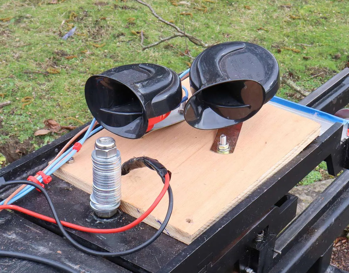 5 inch gauge Class 35 D7017 battery electric