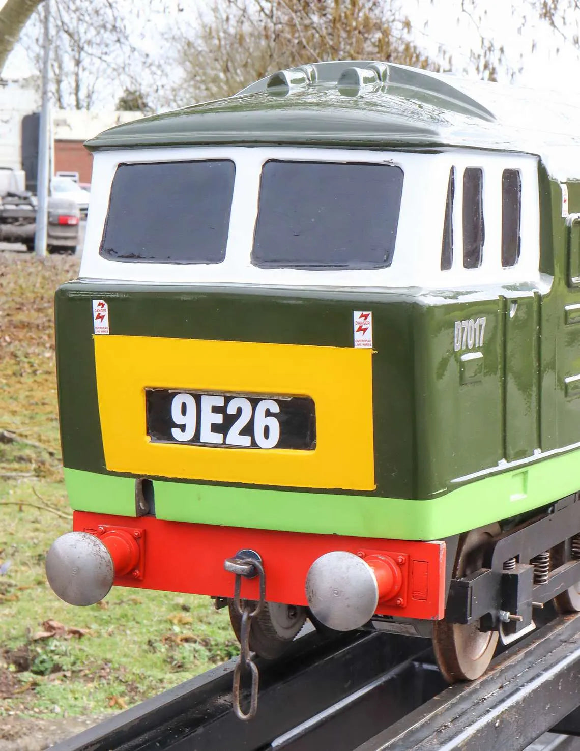 5 inch gauge Class 35 D7017 battery electric