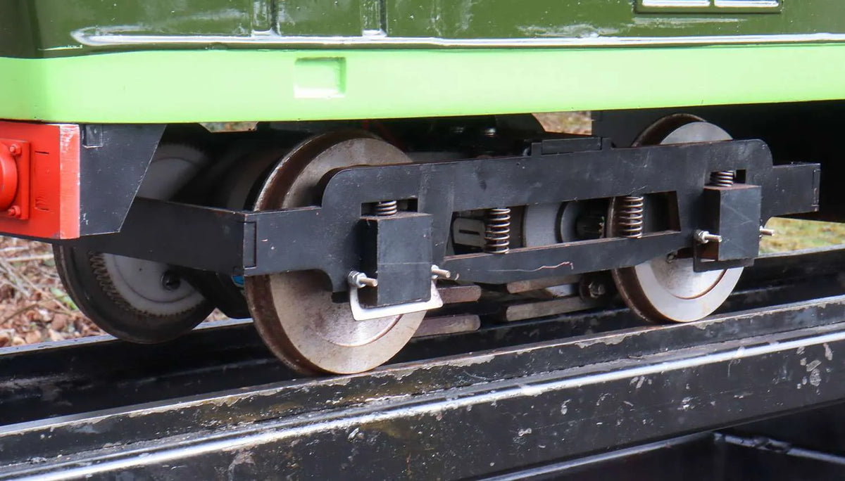 5 inch gauge Class 35 D7017 battery electric