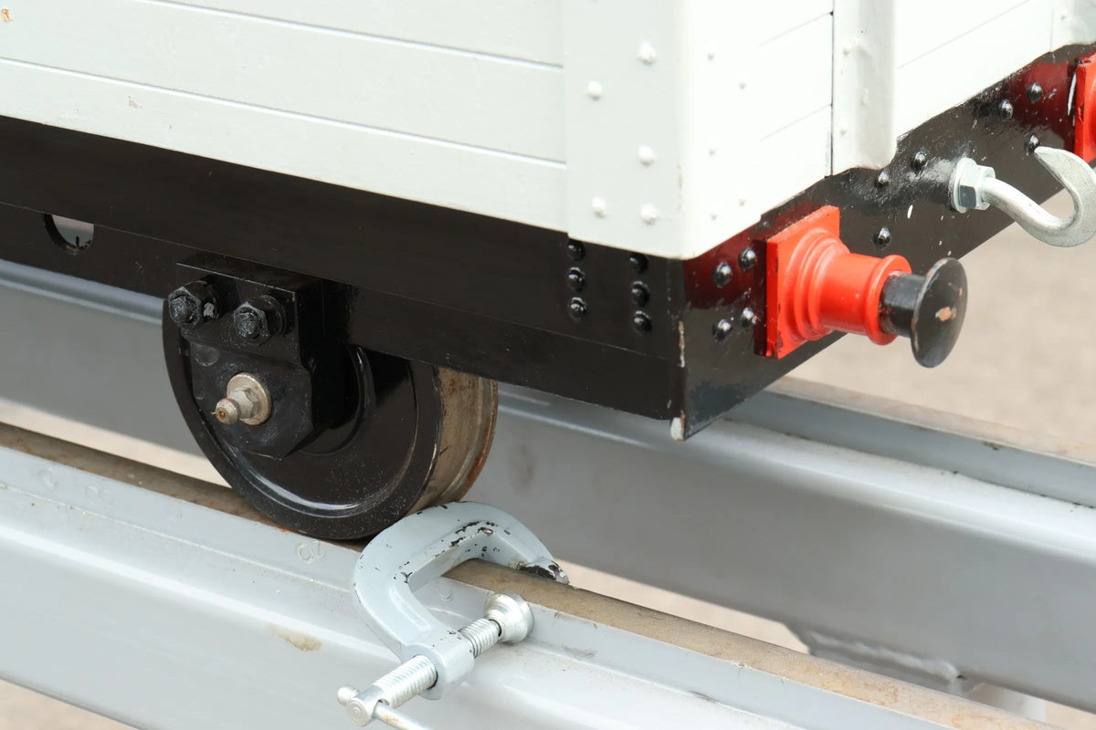 5 inch gauge box van