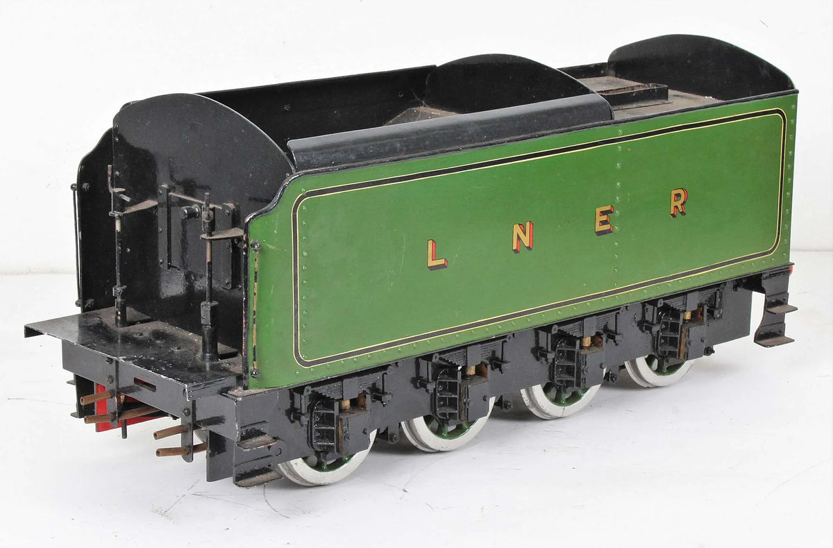 3 1/2 inch gauge "Hielan Lassie" chassis & tender