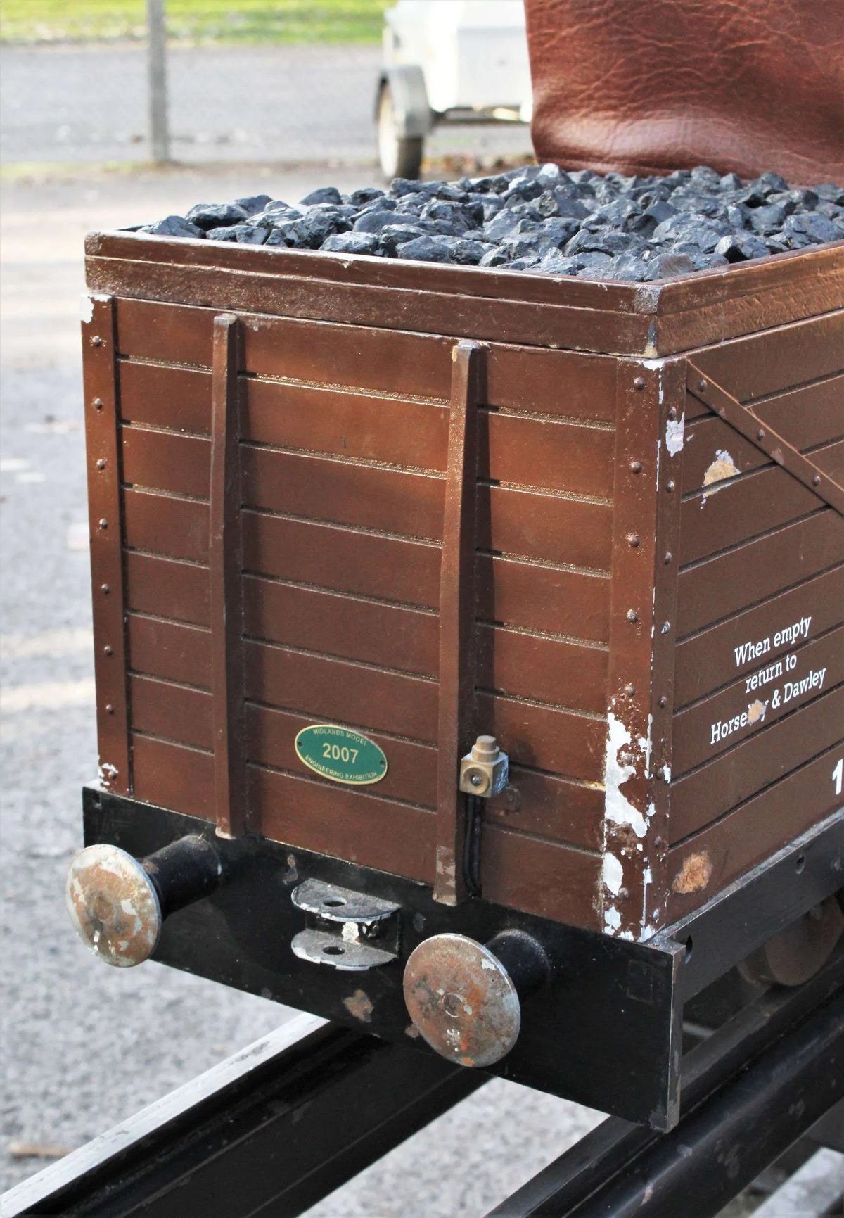 5 inch ground level driving truck with water pump