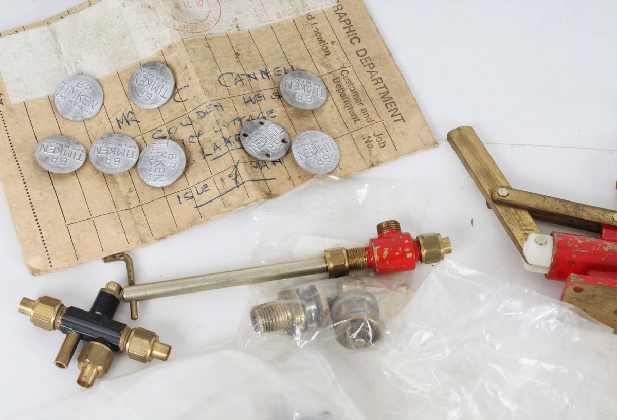 Box of fittings - injectors, gauges etc
