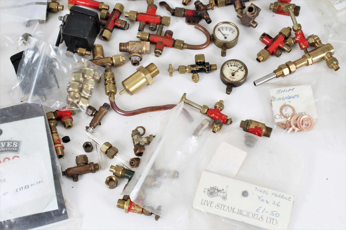 Box of fittings - injectors, gauges etc