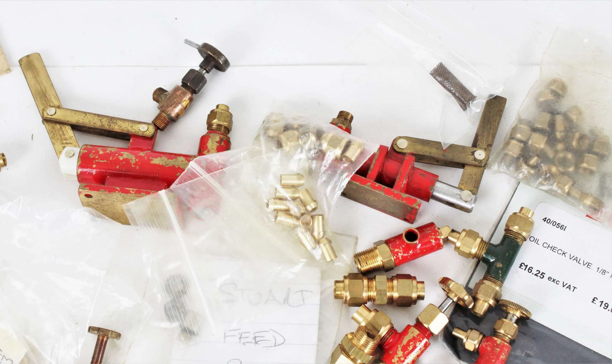 Box of fittings - injectors, gauges etc
