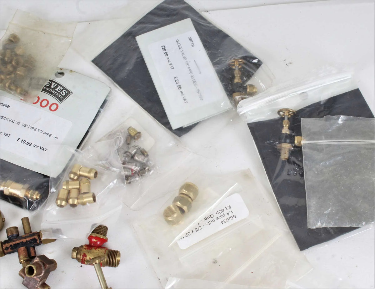 Box of fittings - injectors, gauges etc