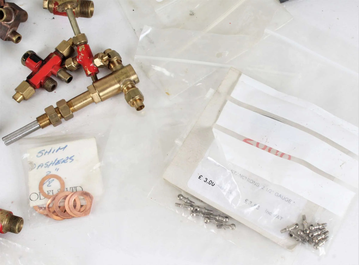 Box of fittings - injectors, gauges etc
