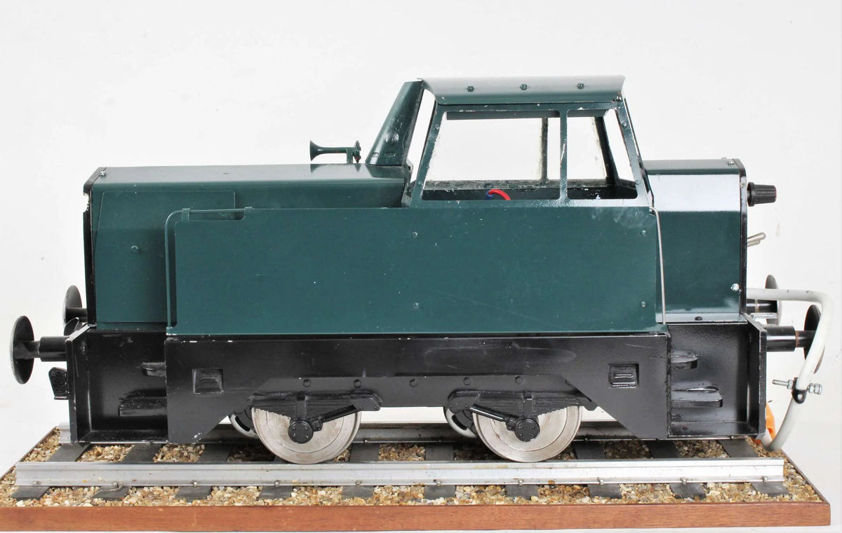 5 inch gauge Maxitrak "Jubilee" 0-4-0 battery electric