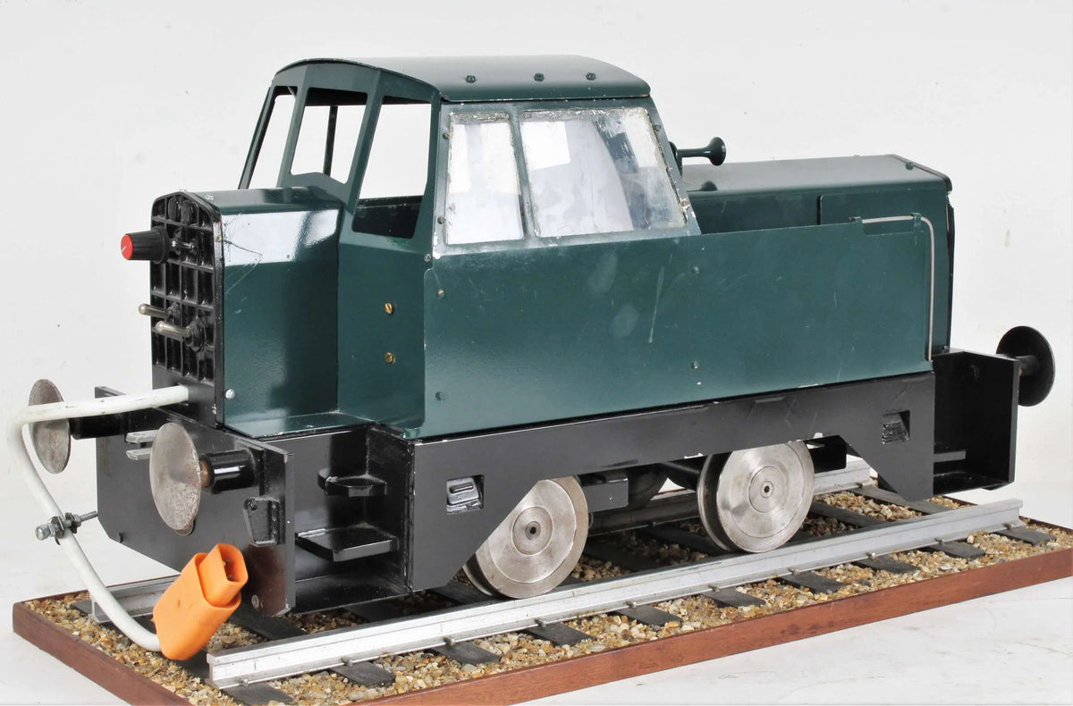 5 inch gauge Maxitrak "Jubilee" 0-4-0 battery electric
