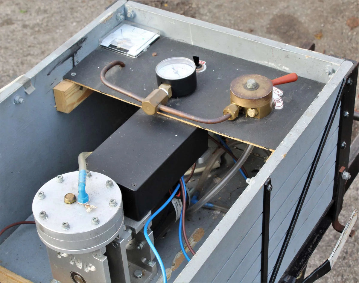 7 1/4 inch braked driving truck with vacuum pump