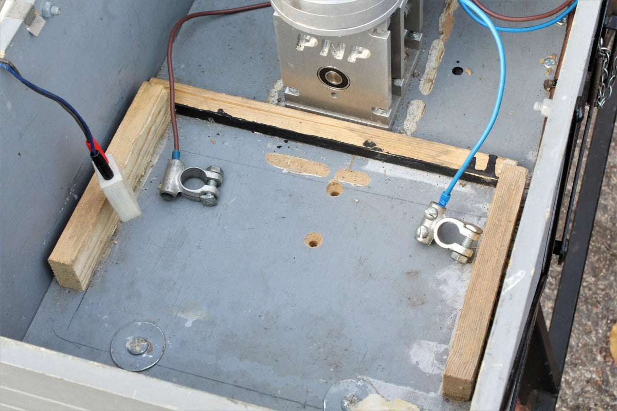 7 1/4 inch braked driving truck with vacuum pump
