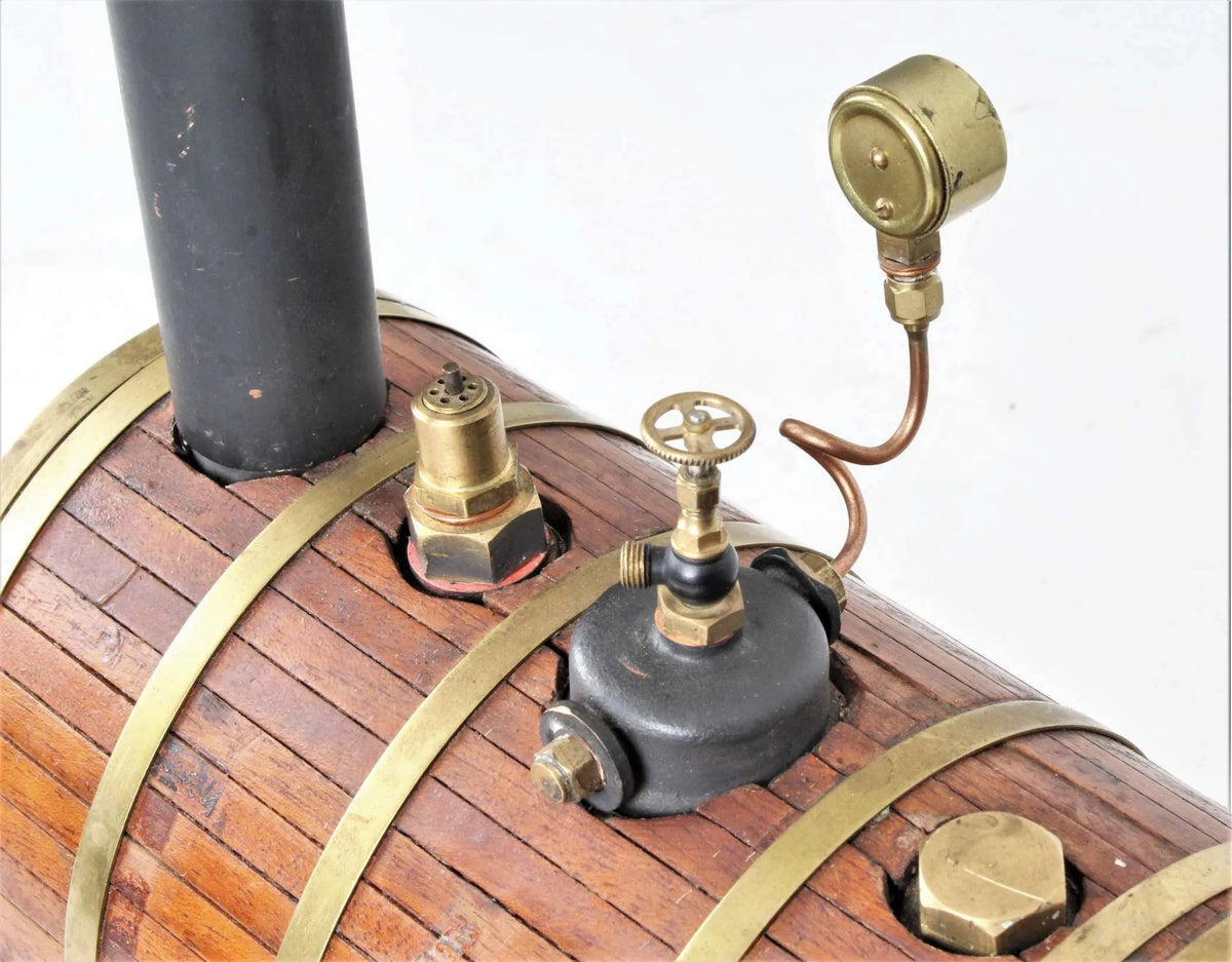 Horizontal centre-flue gas-fired boiler