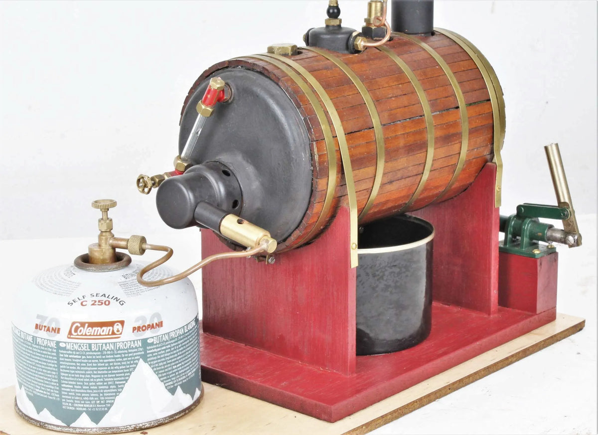 Horizontal centre-flue gas-fired boiler