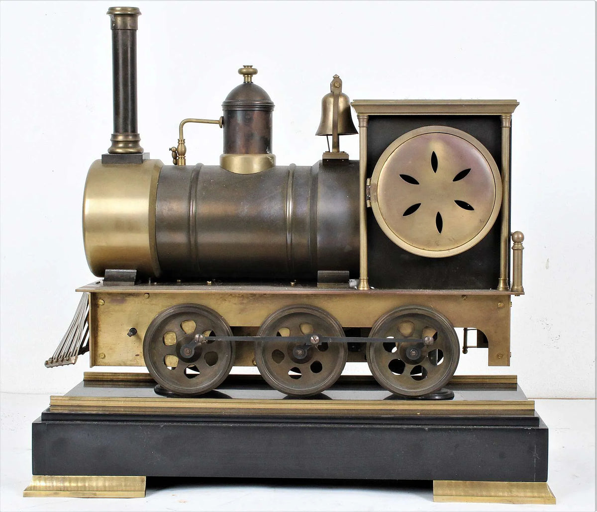 Automaton locomotive clock