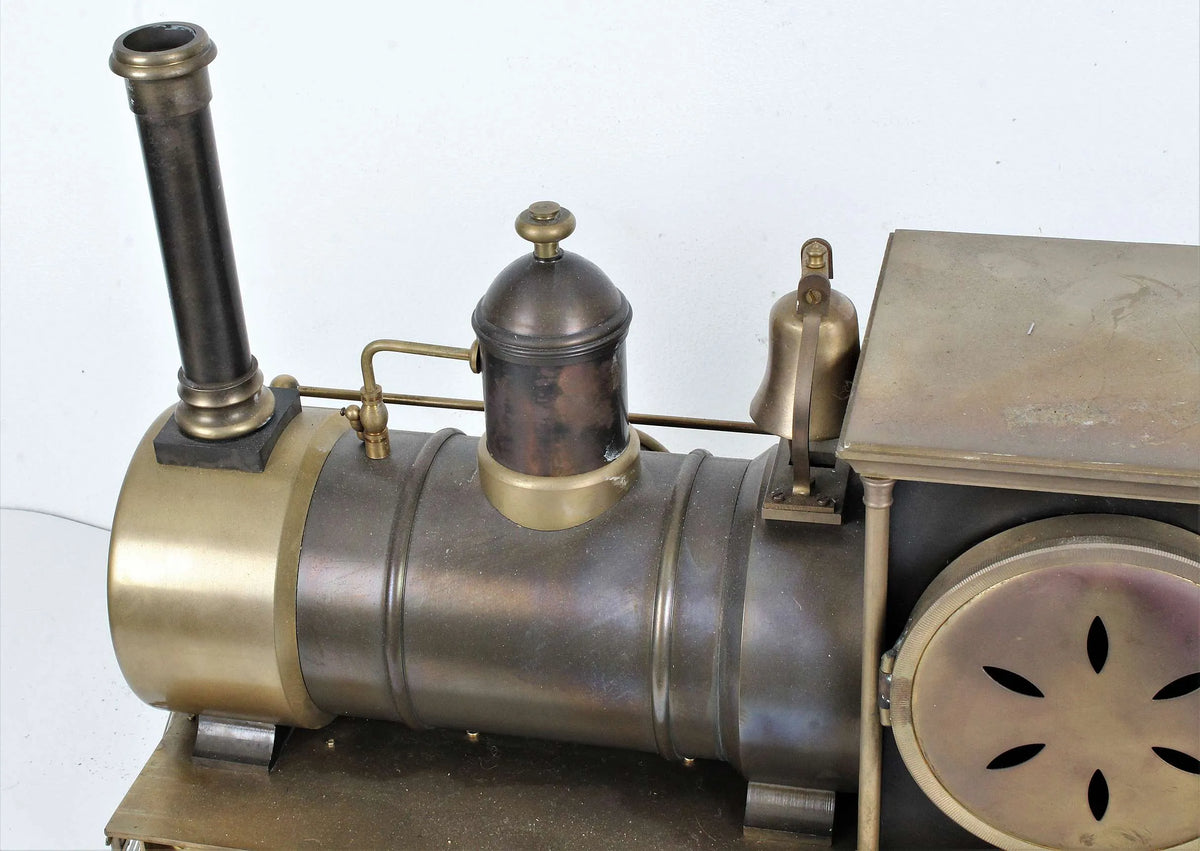 Automaton locomotive clock
