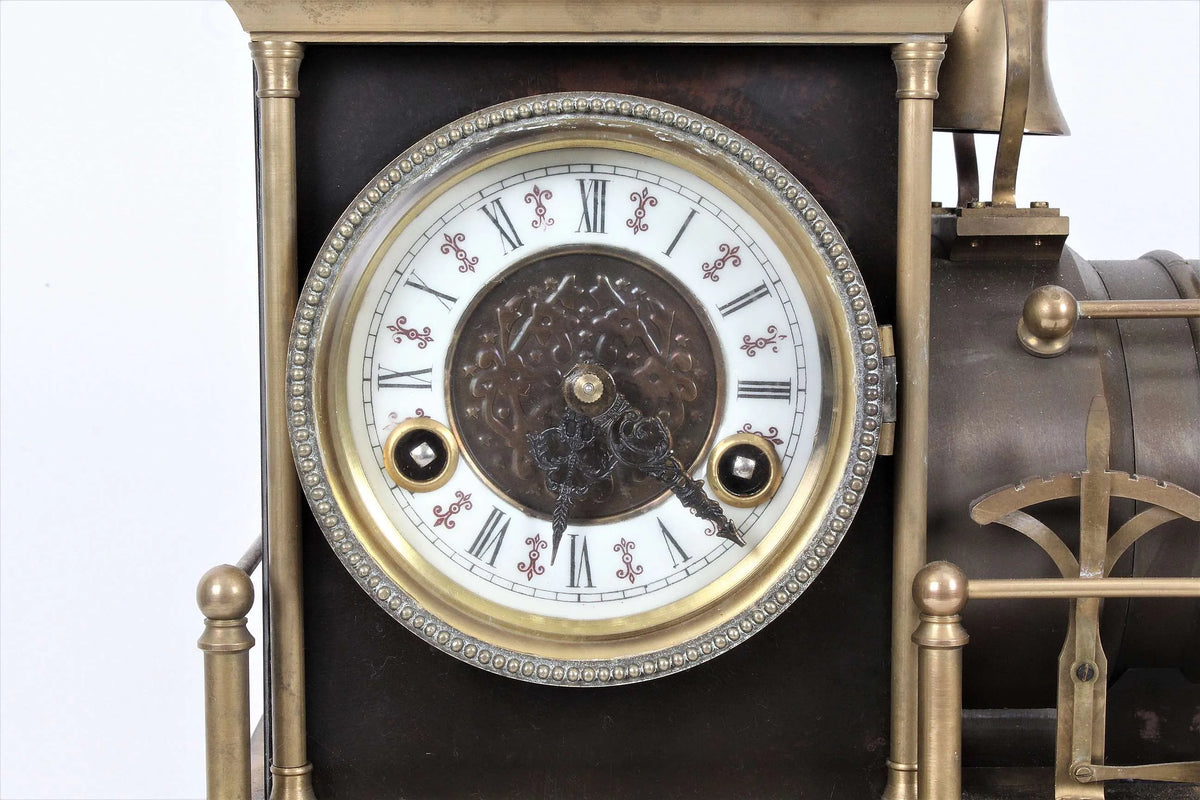 Automaton locomotive clock