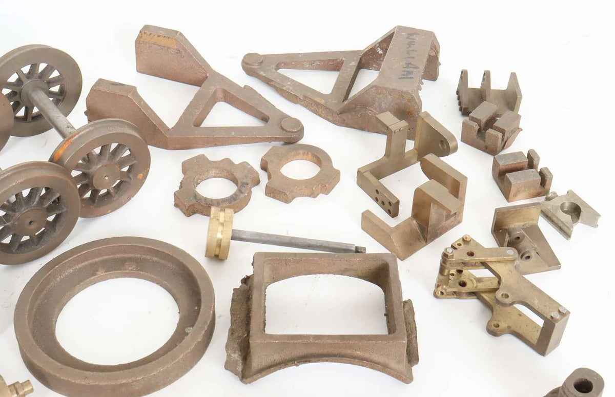 3 1/2 inch gauge ''William'' 2-6-2T parts and castings