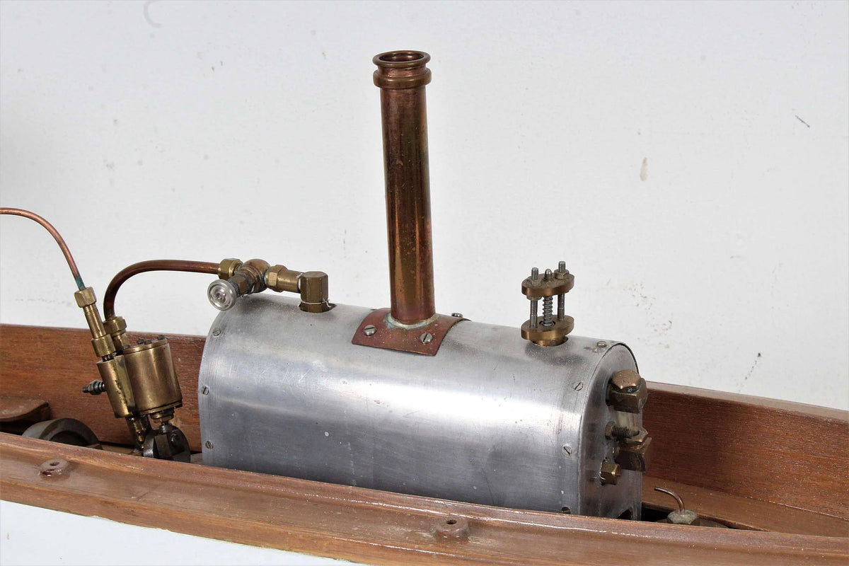 Steam launch with oscillating engine
