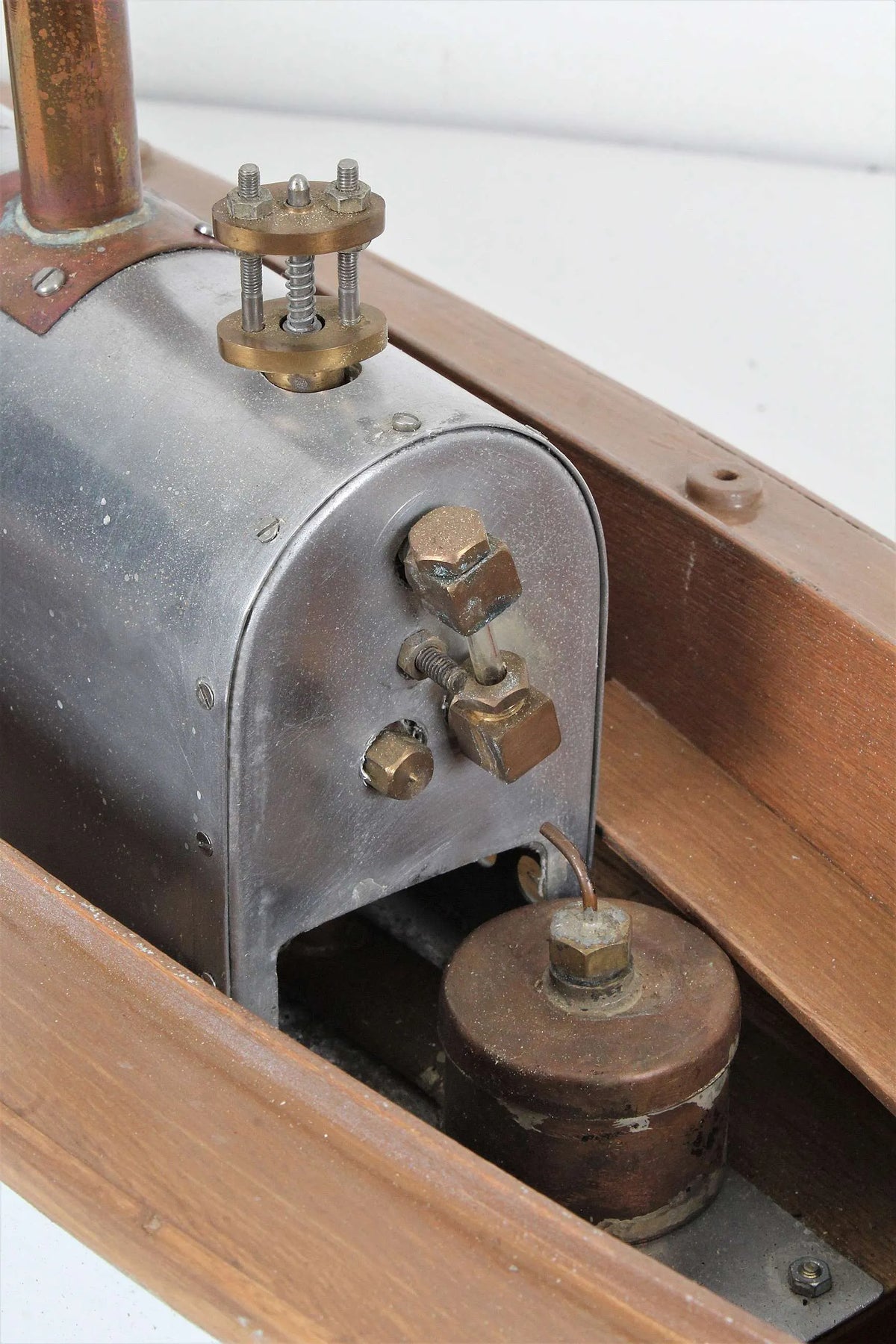 Steam launch with oscillating engine