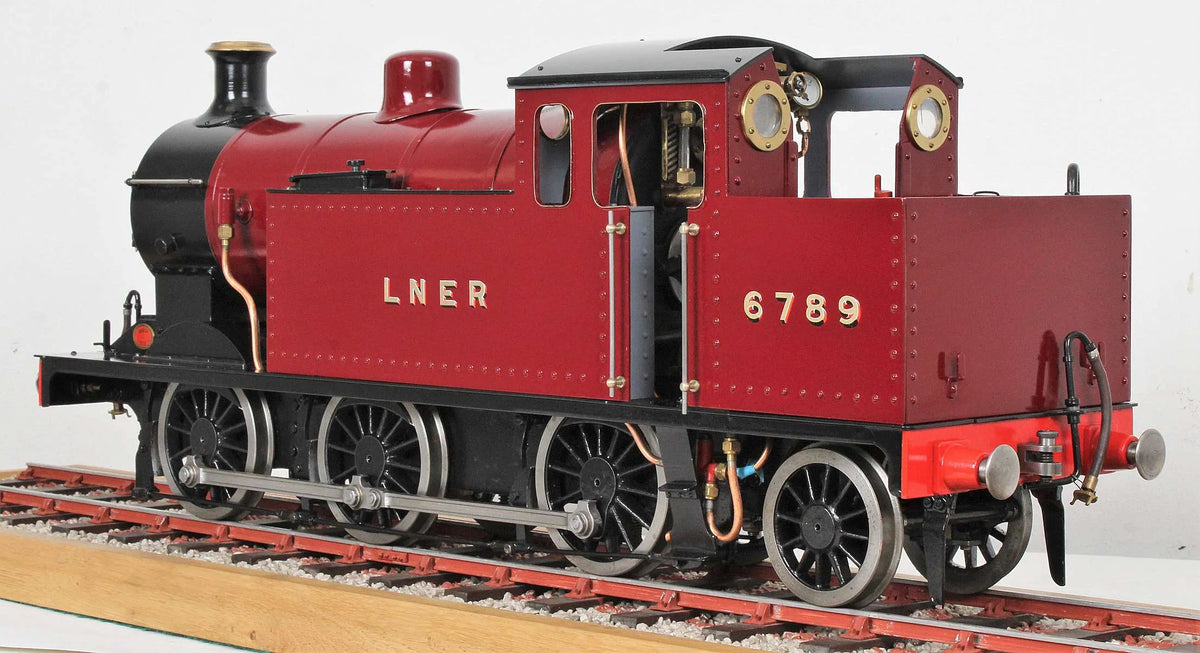 3 1/2 inch gauge "Mona" 0-6-2