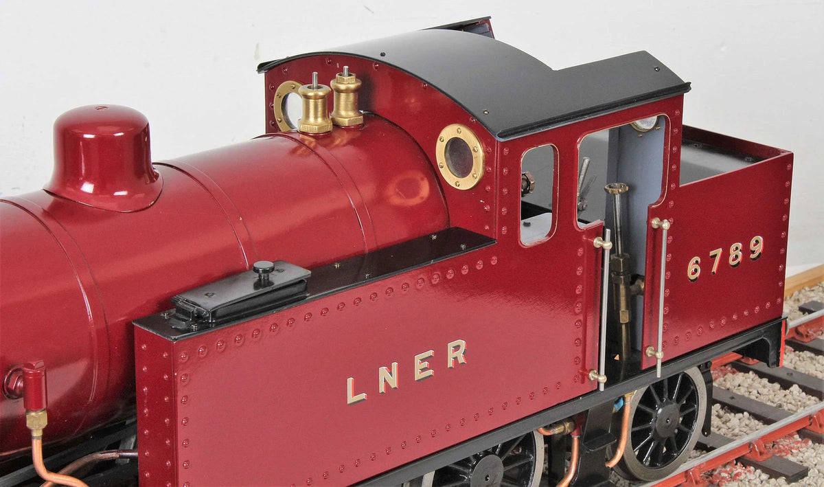 3 1/2 inch gauge "Mona" 0-6-2