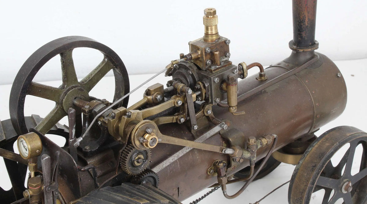 Vintage 1 inch scale traction engine