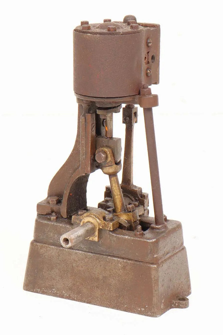 Pre-war Stuart Turner 10V vertical engine