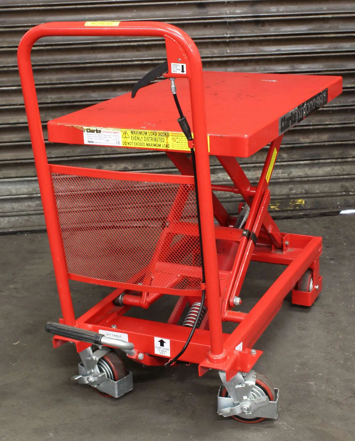Clarke 300Kg hydraulic lifting table