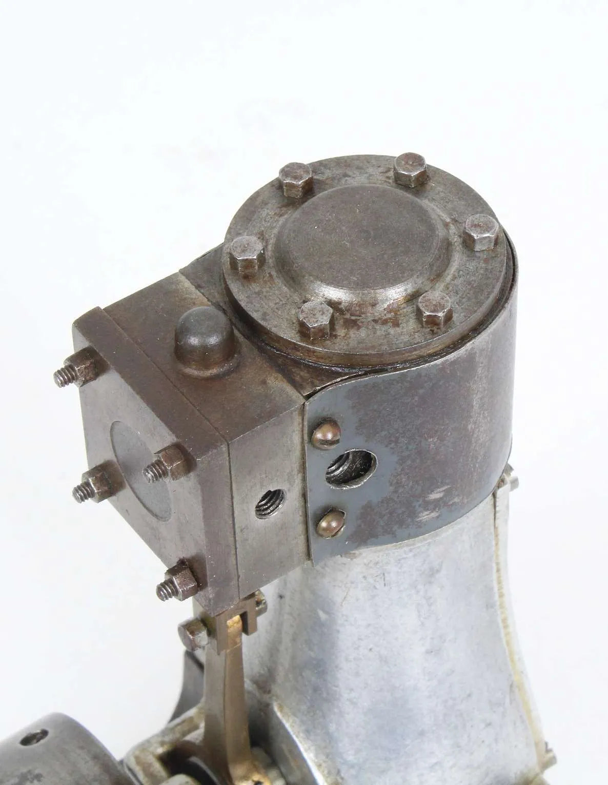 Stuart "BB" vertical engine