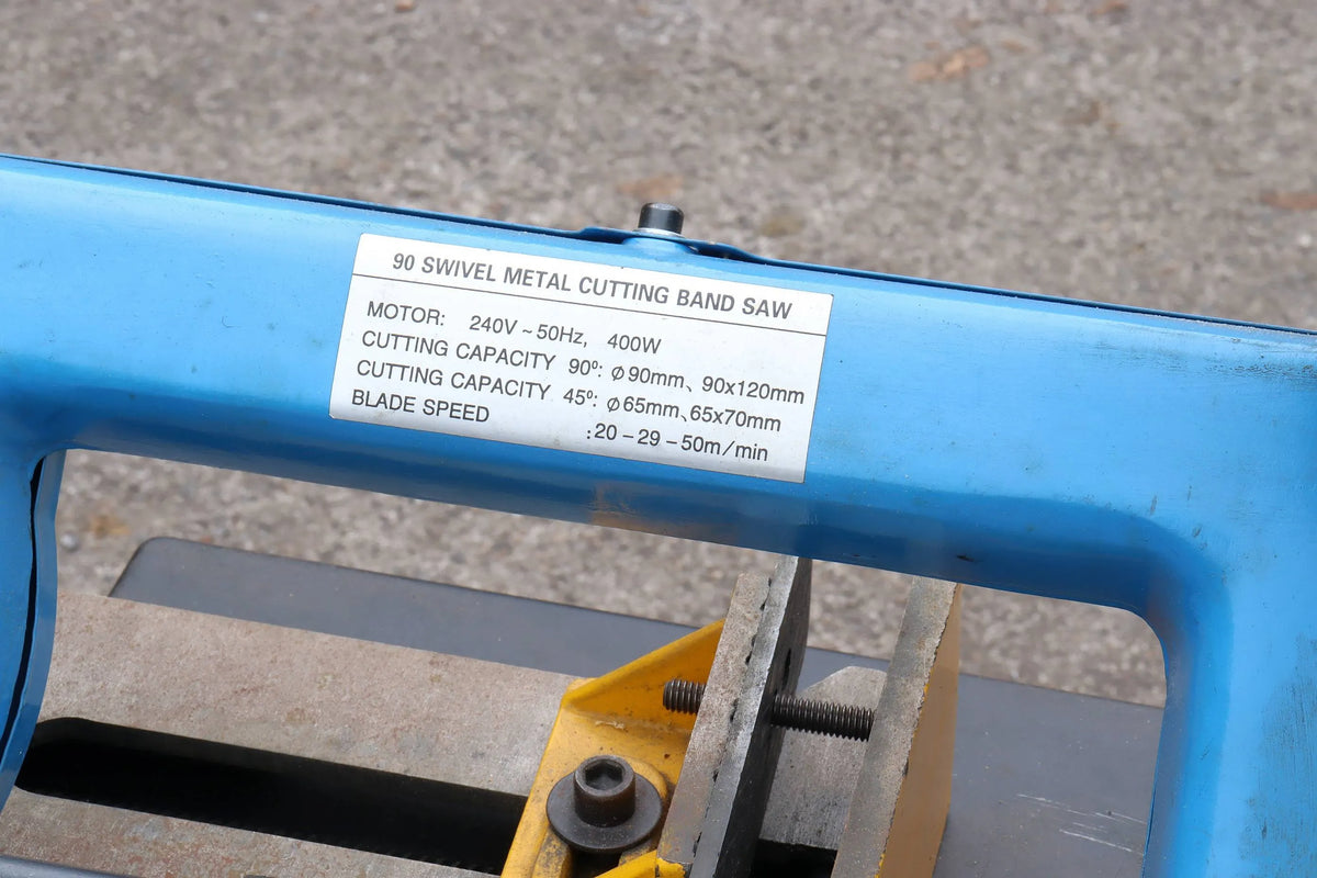 Horizontal bandsaw