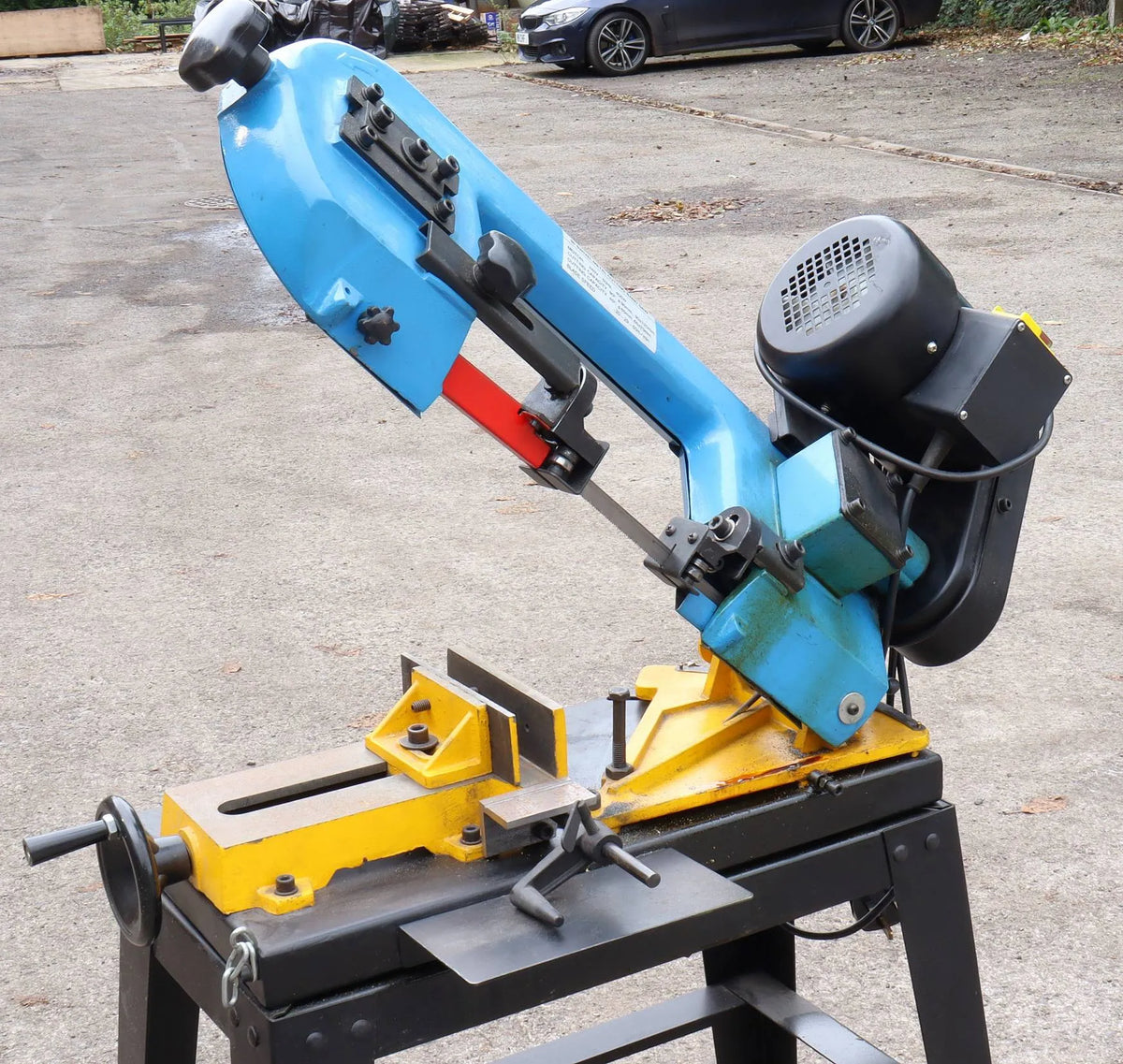 Horizontal bandsaw