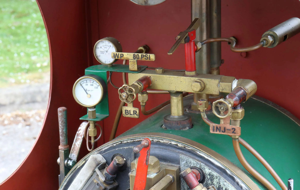 5 inch gauge 'Sweet Pea'  0-4-0T with tender