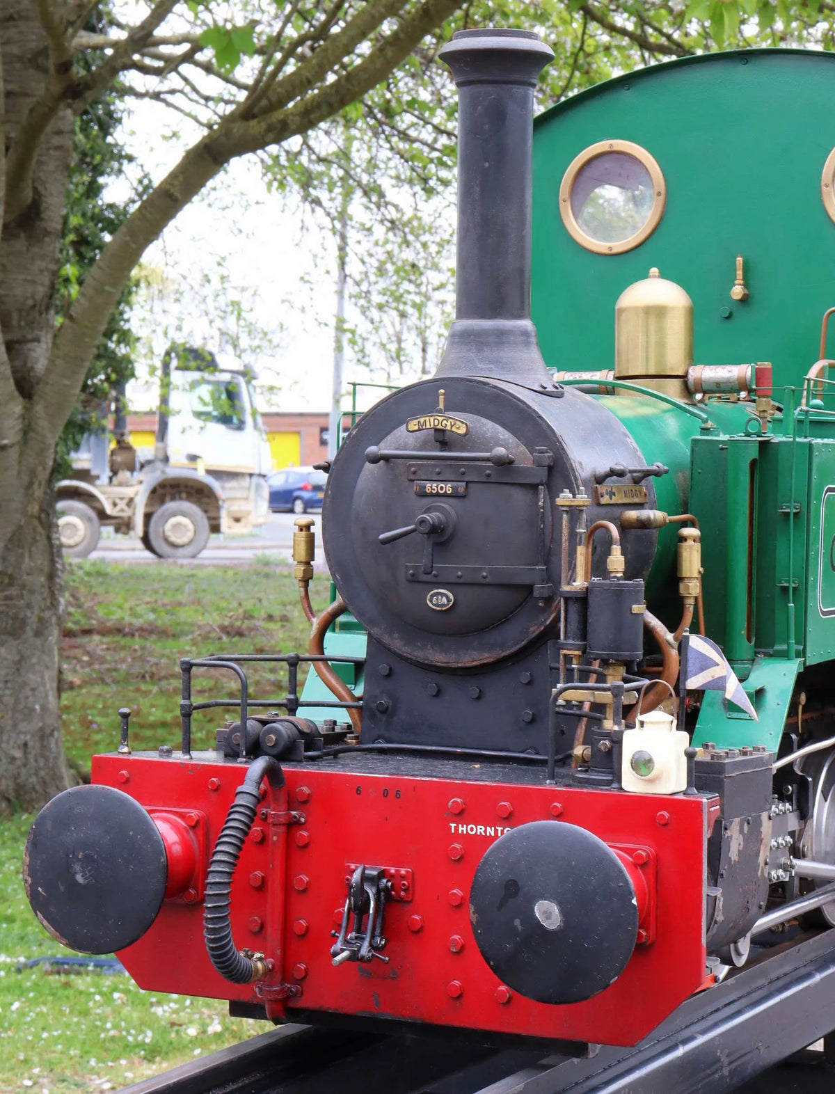 5 inch gauge 'Sweet Pea'  0-4-0T with tender