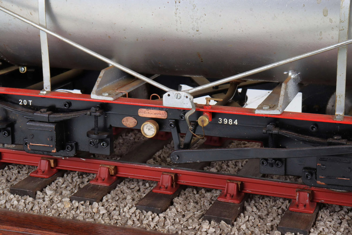 5 inch gauge 'BP' Tanker wagon