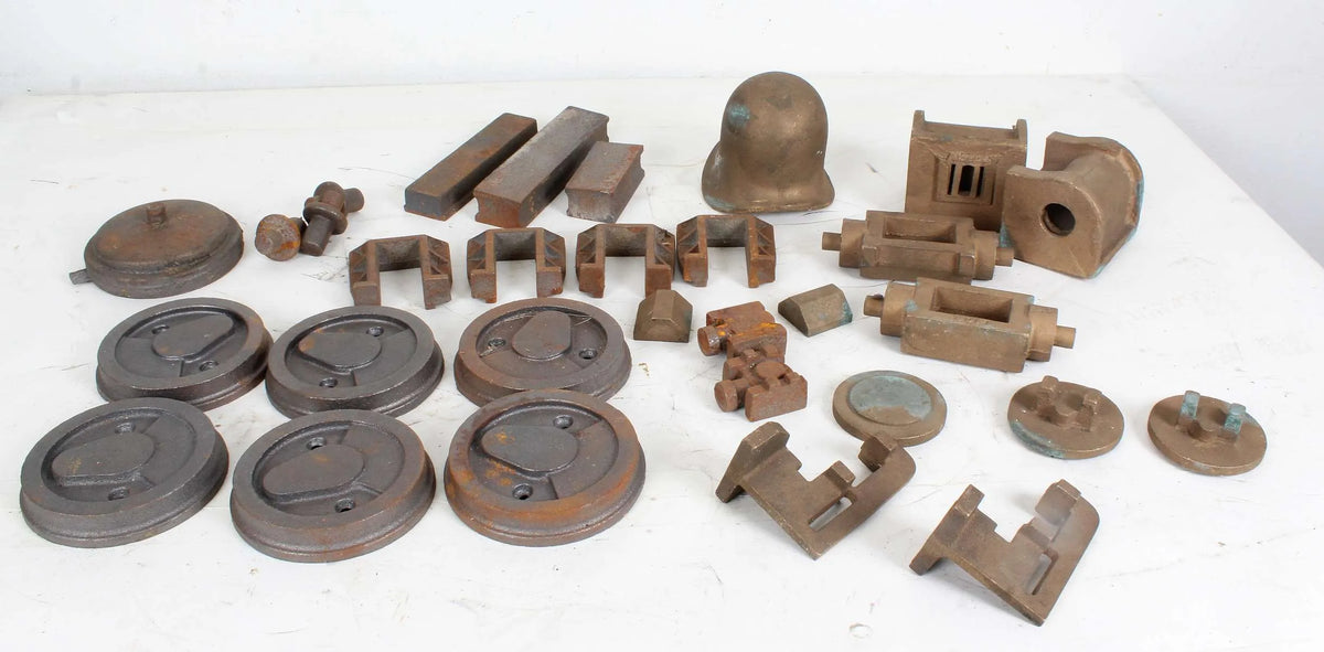 Miscellaneous 7 1/4 inch gauge castings, cylinders, dome etc
