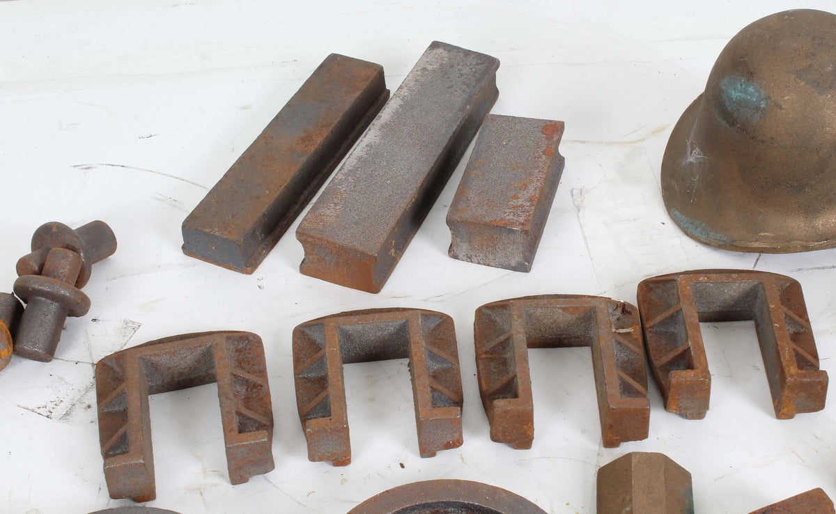 Miscellaneous 7 1/4 inch gauge castings, cylinders, dome etc