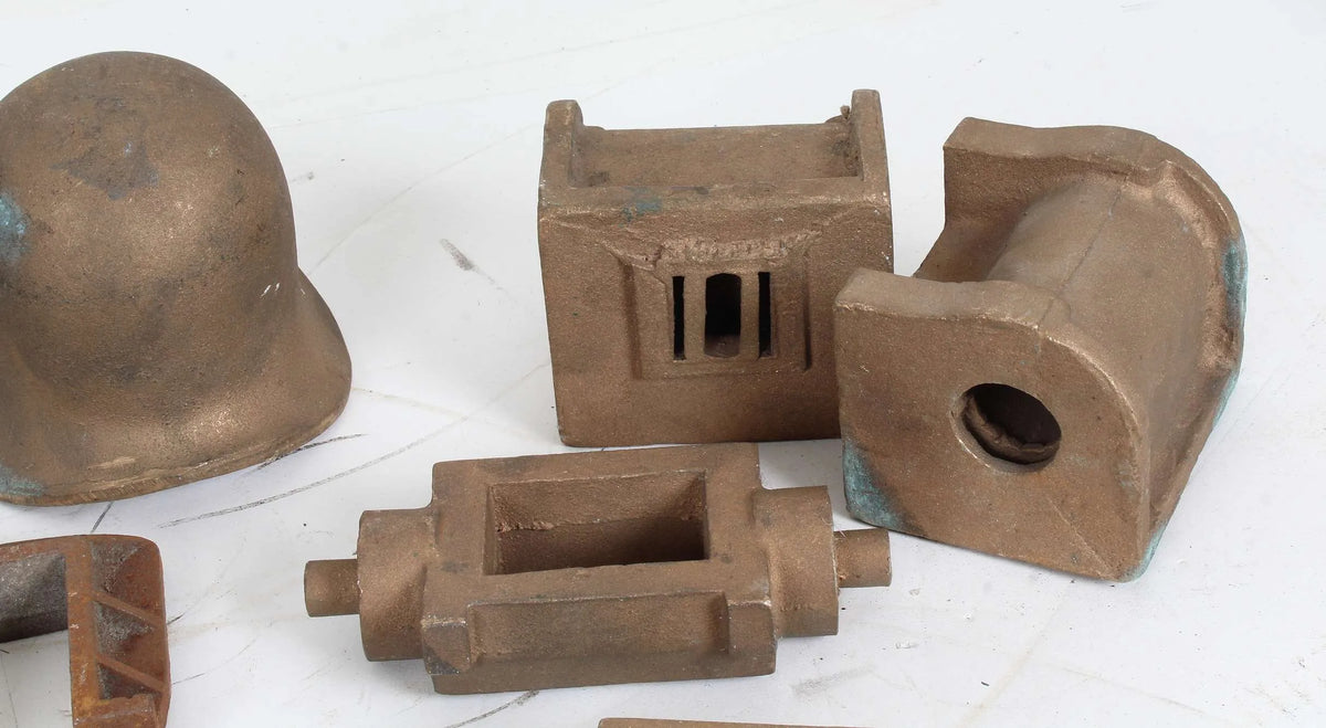 Miscellaneous 7 1/4 inch gauge castings, cylinders, dome etc