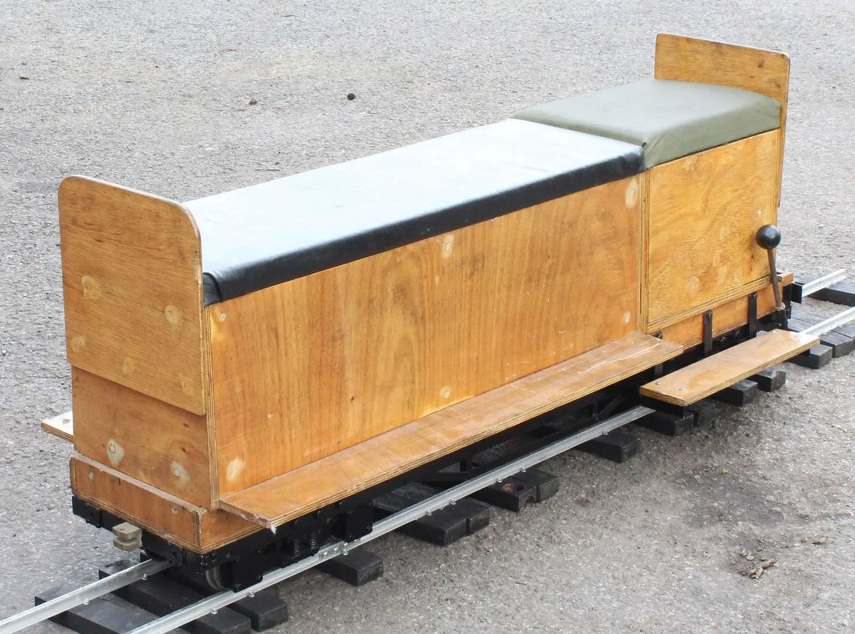 5 inch gauge braked ground level driving truck
