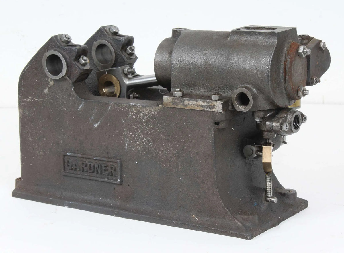 Alyn Foundry Gardner Size "O" gas engine