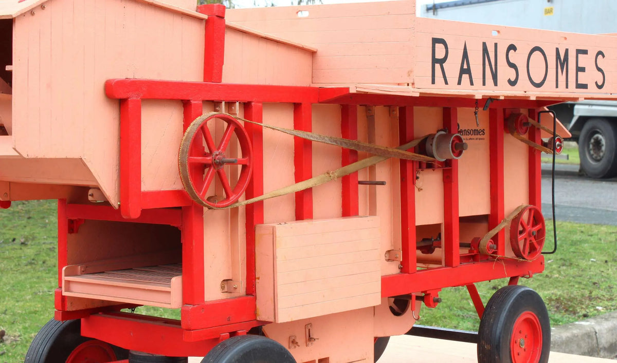 2 inch scale threshing machine